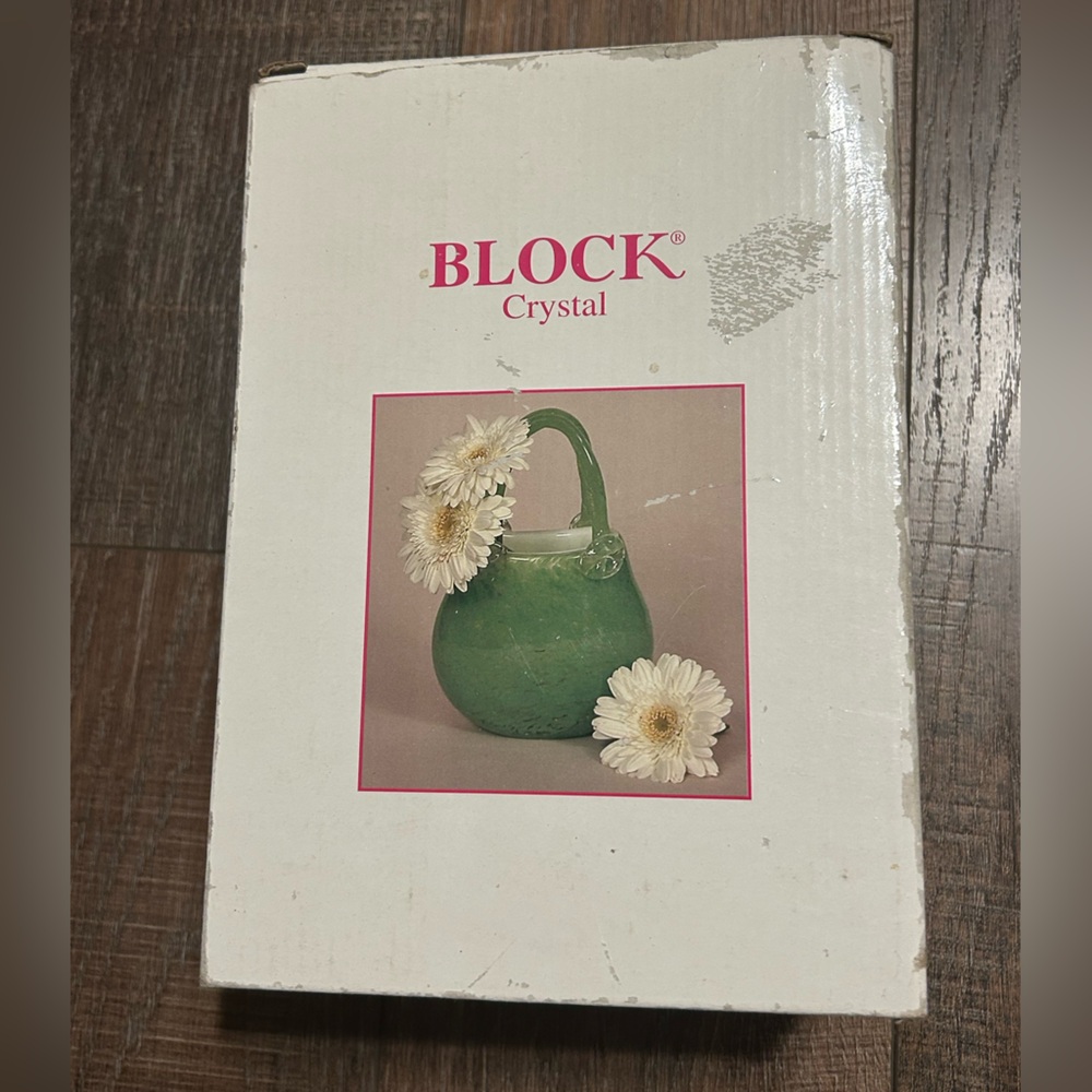 Marilyn glass blown basket, green. In original box. Block Crystal